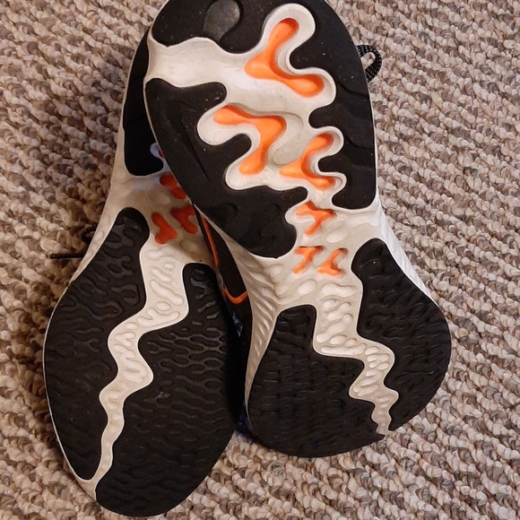 Nike Renew Run - Picture 5 of 5